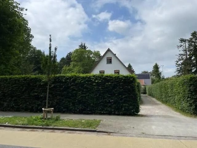 Hébergement de vacances Huswell - Two Guest-Rooms In Stylish Villa - Free Bikes Bruges